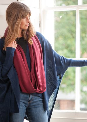3 Ways To Wear A Cashmere Snood