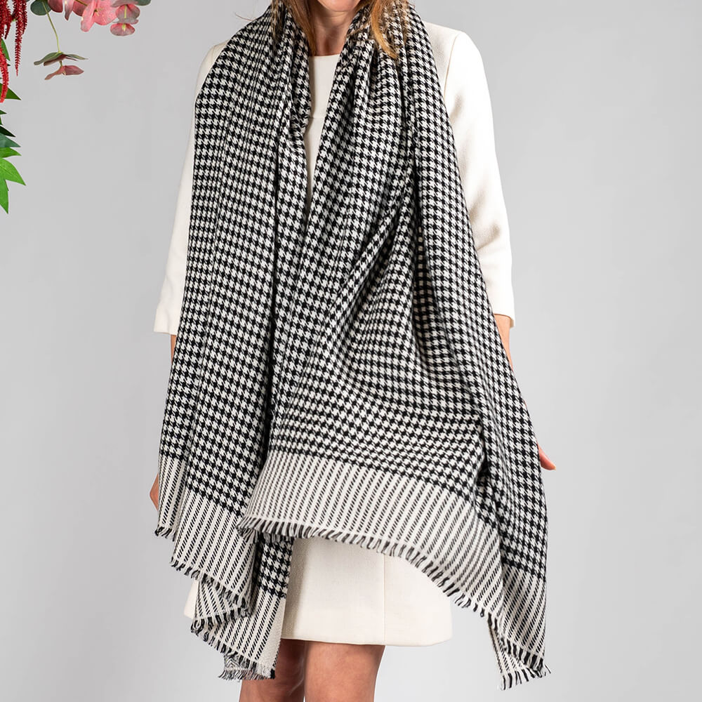 Black and white cashmere scarf discount