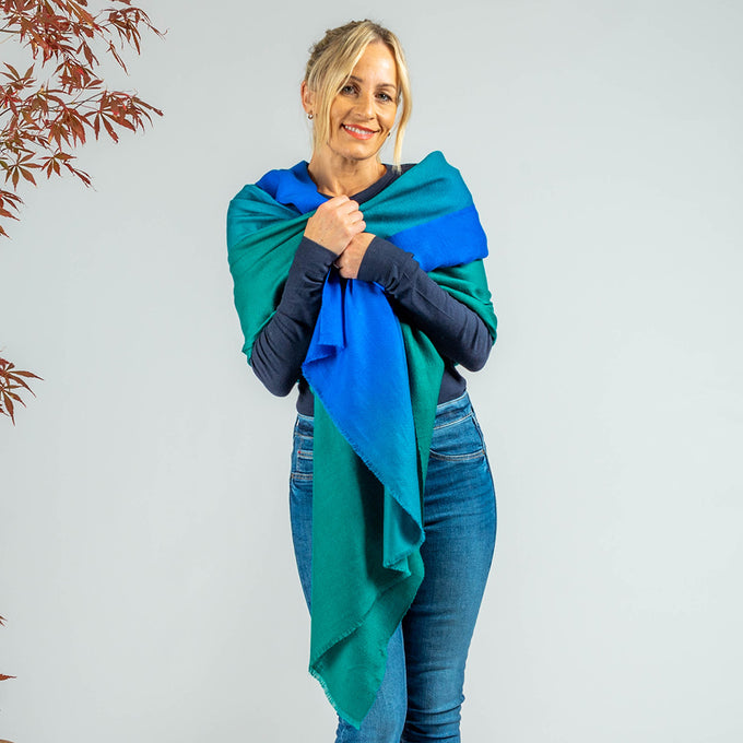 Emerald to Sapphire Pashmina Cashmere Ring Shawl