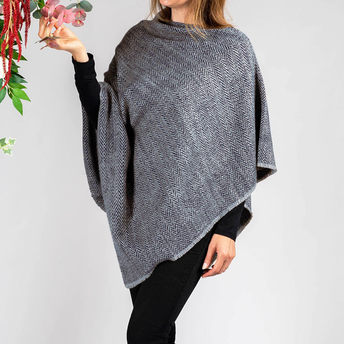 Hand Woven Soft Grey & Natural Chunky Cashmere Poncho