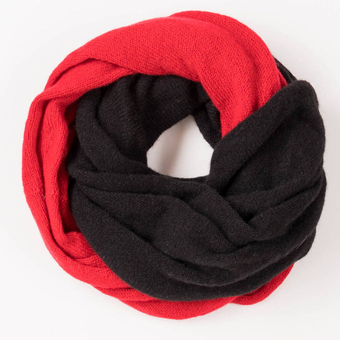 Red and Black Cashmere Snood