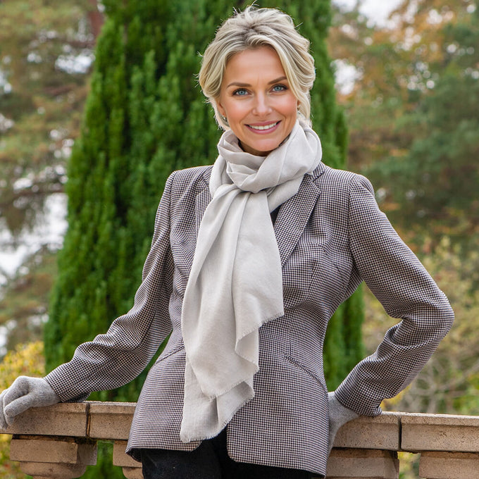 Diamond White Cashmere and Silk Wrap