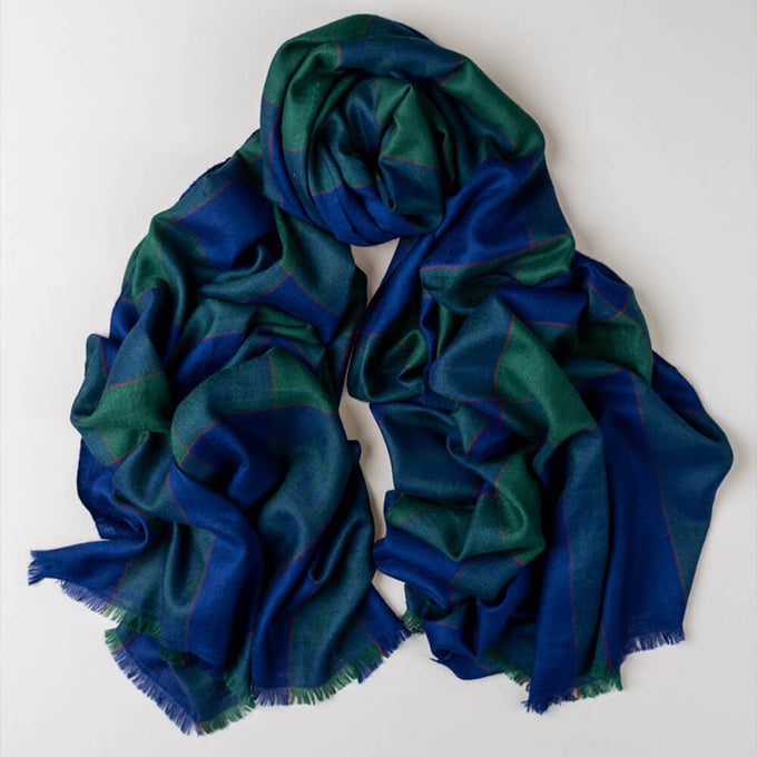 Emerald and Sapphire Check Cashmere Ring Shawl