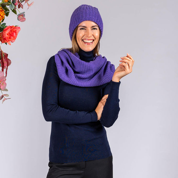 Violet Cashmere Neck Warmer