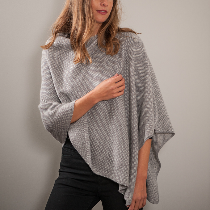 Light Grey and Ivory Knitted Cashmere Poncho